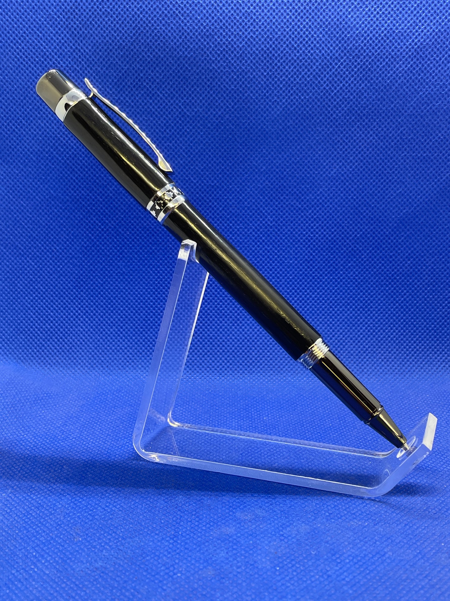 Maple Leaf Rollerball pen