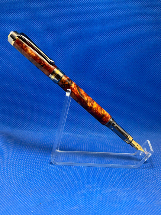 Classic Elite Fountain Pen