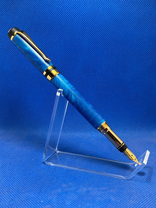 Classic Elite Fountain Pen
