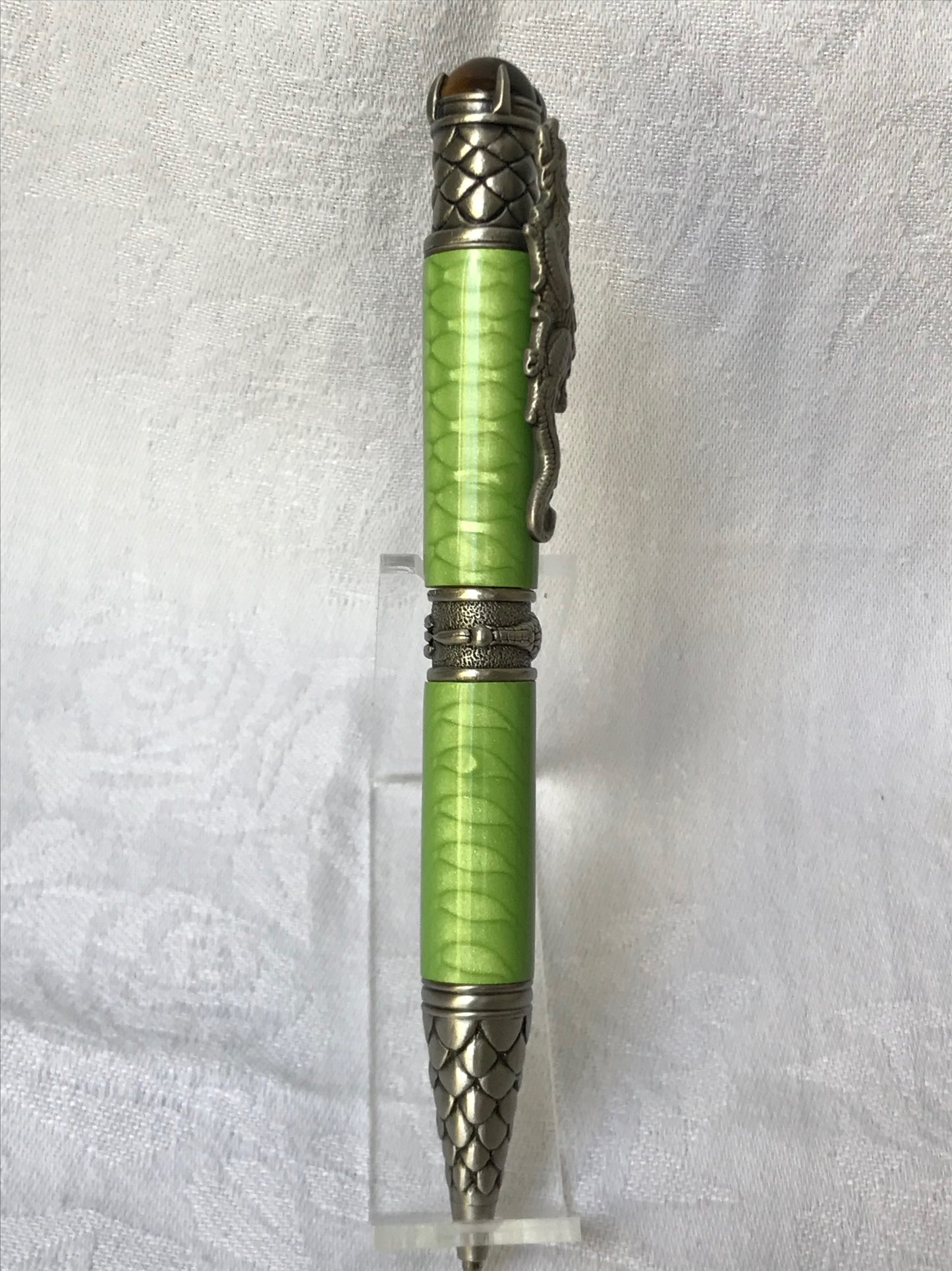 Dragon Pen