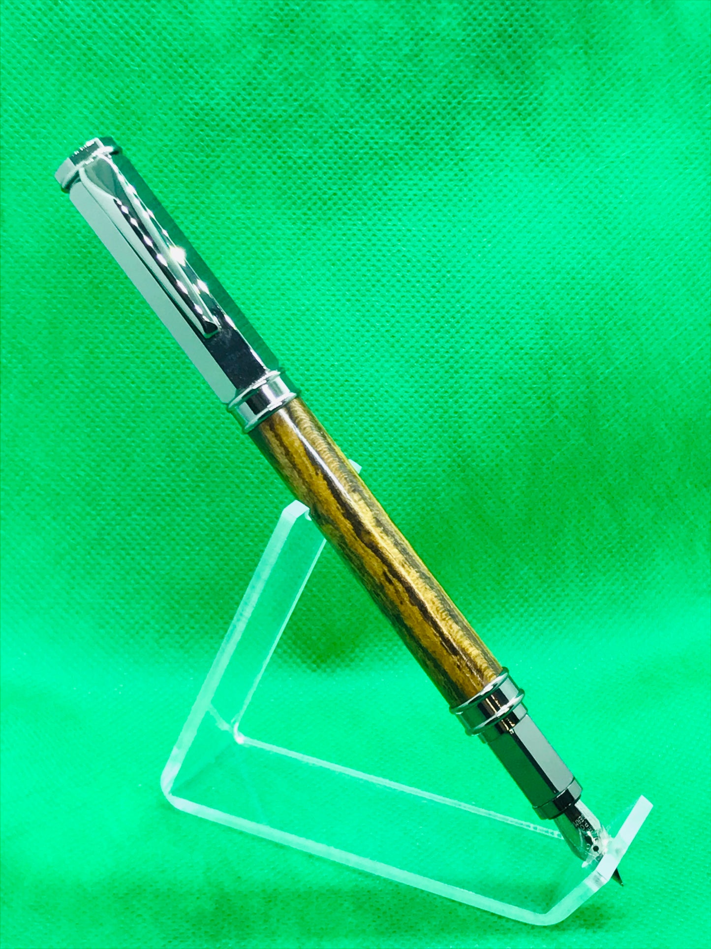Vertex Fountain and Rollerball Pens