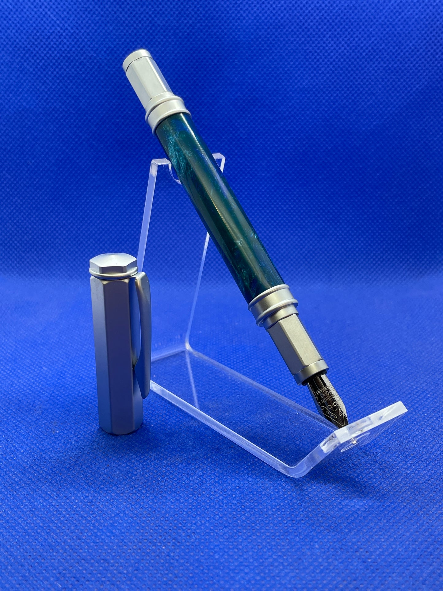 Vertex Fountain Pen