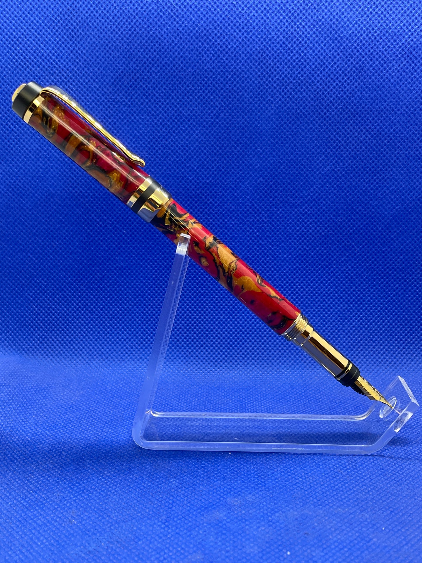 Classic Elite Fountain Pen