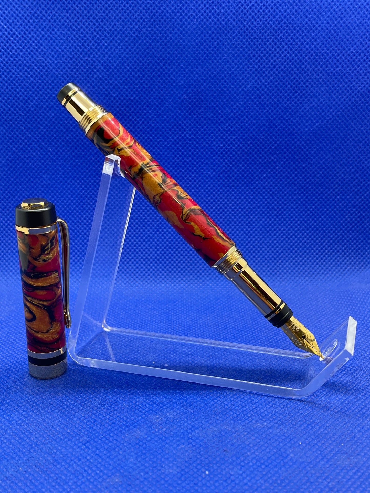 Classic Elite Fountain Pen