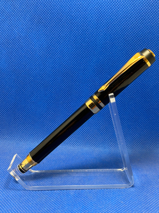 Classic Elite Fountain Pen